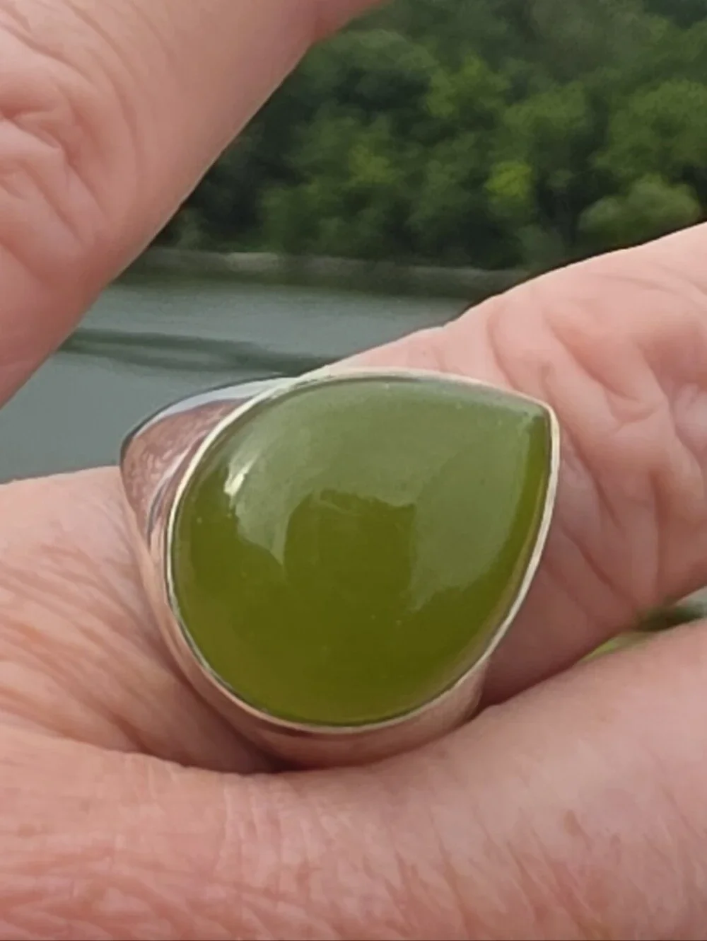 Olive Green Chalcedony Gemstone Ring In 925 Sterling Silver (9.5)